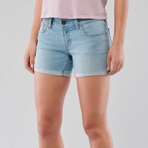 Hollister Low Rise 5” Midi Length Shorts Size 11